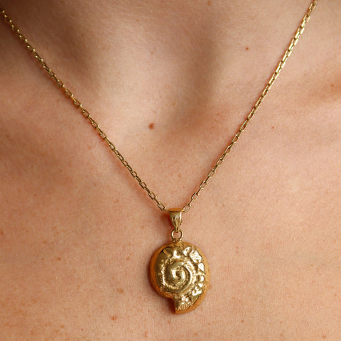 Half Day Jewellery Making Workshop - Wax Carved Pendant