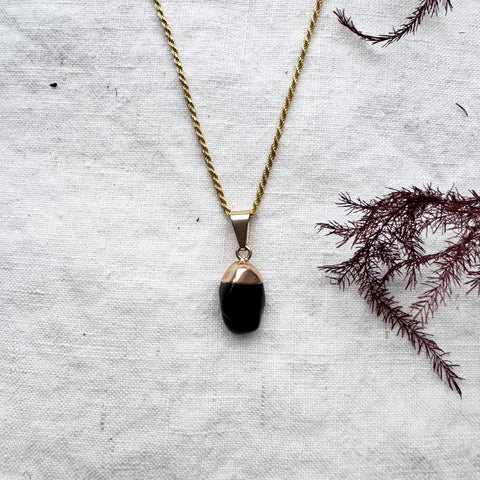 Gold Onyx Pendant on Rope Chain Necklace