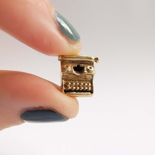 Vintage 9ct Gold Typewriter Charm
