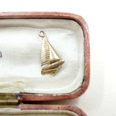 Vintage 9ct Gold Sailing Boat (Yacht) Charm