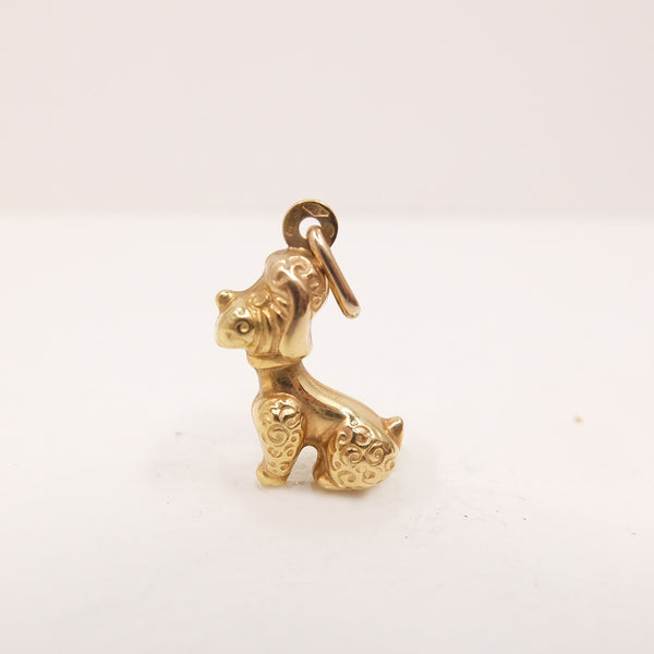Vintage 9ct Gold Sitting Puppy Dog Charm