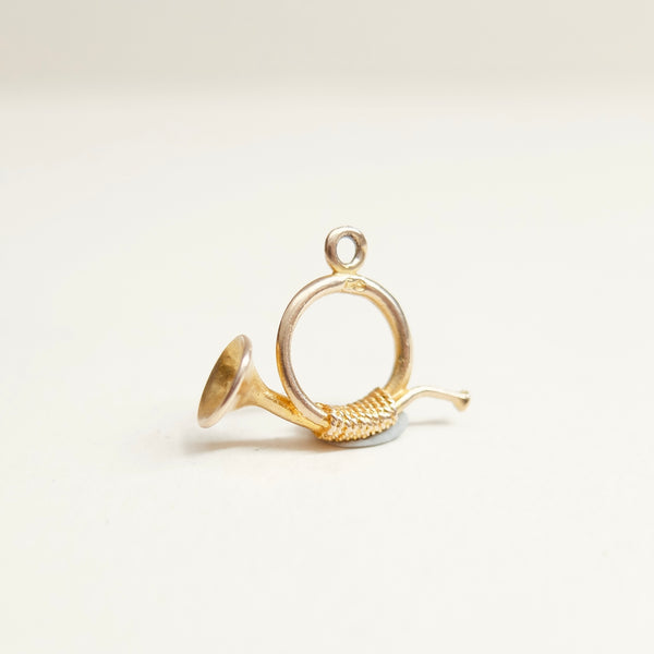 vintage 9ct gold french horn charm
