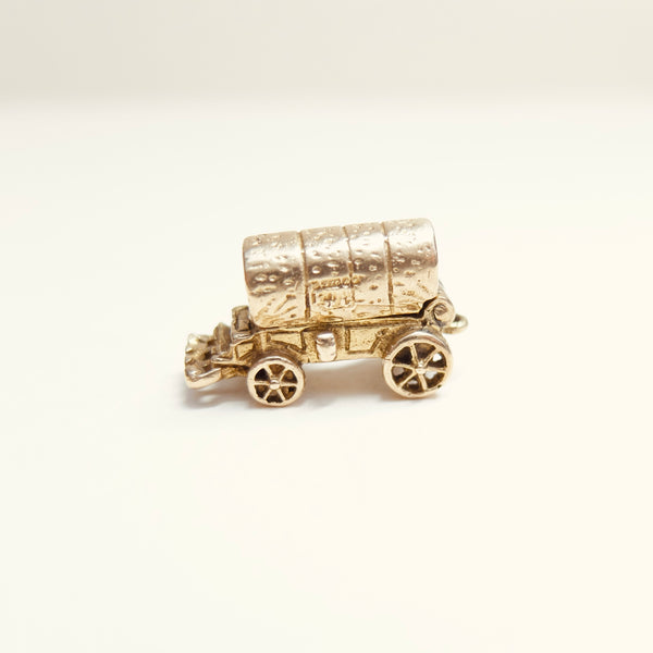 9ct gold vintage wild west cowboy wagon train caravan charm