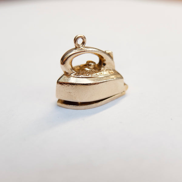 Vintage 9ct Gold Opening Iron Charm