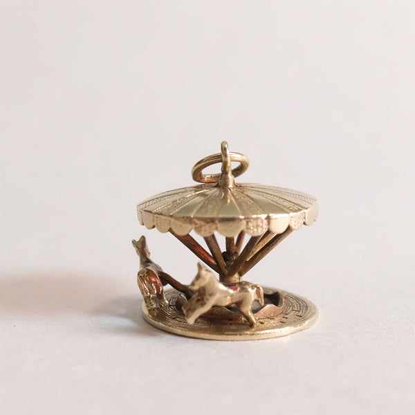 Vintage 9ct Gold Charm - moving Fairground Carousel / Merry-Go-Round with 2 horses - side
