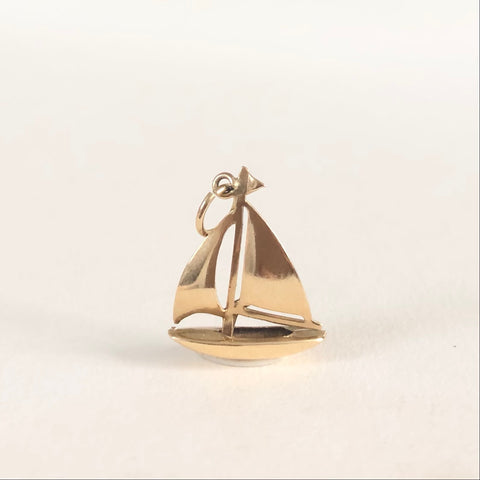 Vintage 9ct Gold Yacht (Sailing) Boat  Charm