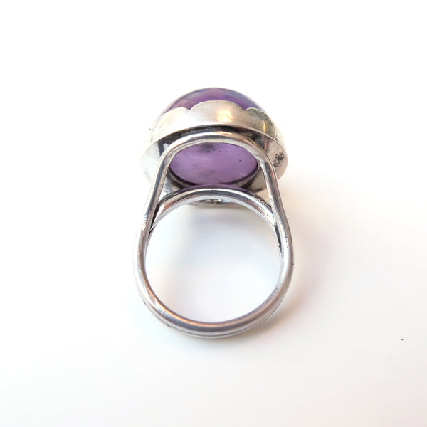 Sterling Silver Gemstone Ring with a unique round Amethyst stone - view from bottom of silver band