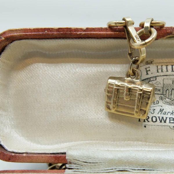 Vintage 9ct Gold Suitcase Bag Charm